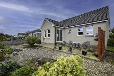 Cairns Park, New Alyth, Blairgowrie 3 bed detached bungalow for sale