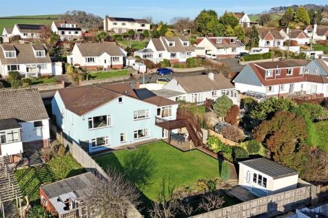 Northfield Park, Barnstaple EX31 4 bed house for sale