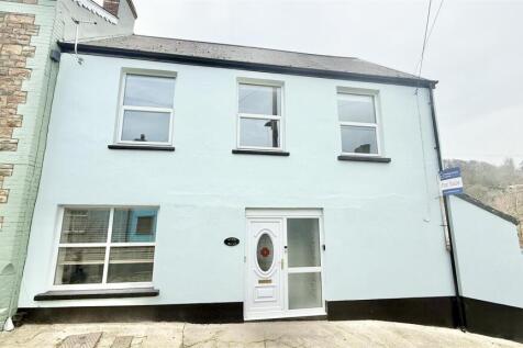 Victoria Street, Ilfracombe EX34 4 bed end of terrace house for sale