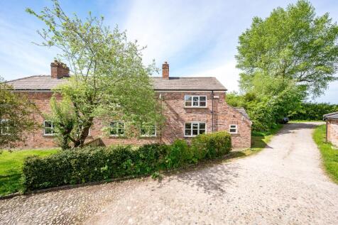 3 bedroom barn conversion for sale