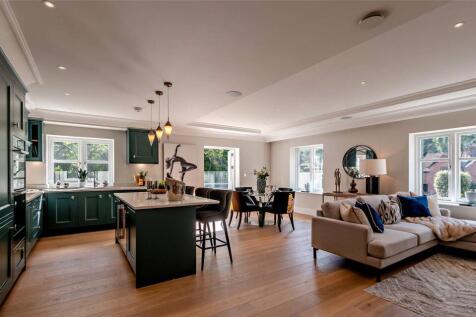 Sunningdale Villas, London Road... 2 bed penthouse for sale