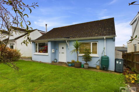 Franeth Close, Kingsteignton 4 bed detached bungalow for sale
