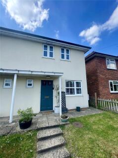 Grange Close, Winchester, Hampshire... 2 bed semi