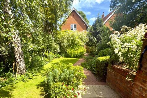 Edgar Road, Winchester, Hampshire, SO23 4 bed detached house for sale