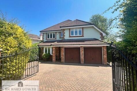 The Orchard, Woodford Road, Poynton 4 bed detached house for sale