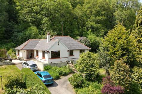 Umberleigh, Devon, EX37 4 bed bungalow for sale