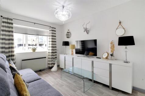 Rolle Quay, Barnstaple, Devon, EX31 2 bed apartment for sale