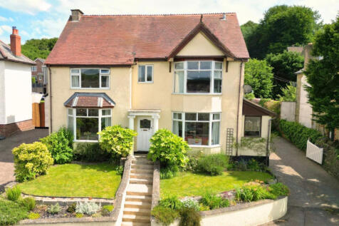 50 Gloucester Rd, With Large Annexe... 6 bed house for sale