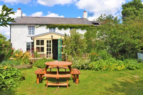 Hen Efail, Llangattock Lingoed, NP7 4 bed cottage for sale