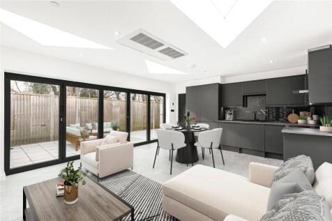 Conyers Road, London, SW16 2 bed detached house for sale