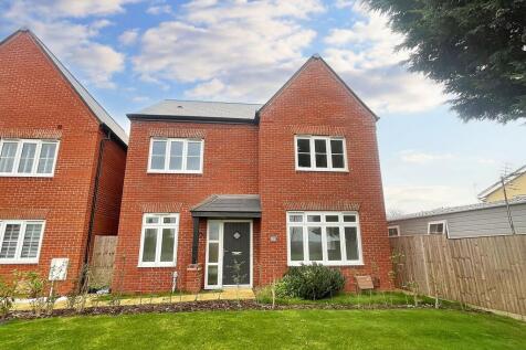 Leighton Close, Gloucester GL2 4 bed detached house for sale