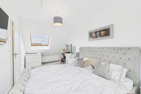 Atkyns Drive, Gloucester GL4 3 bed terraced house for sale