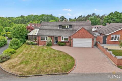 3 bedroom detached bungalow for sale