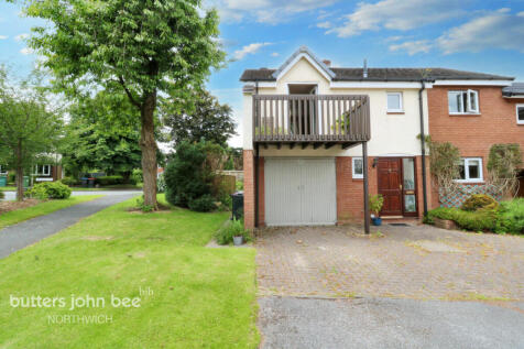 Denehurst Parkway, Northwich 4 bed link detached house for sale