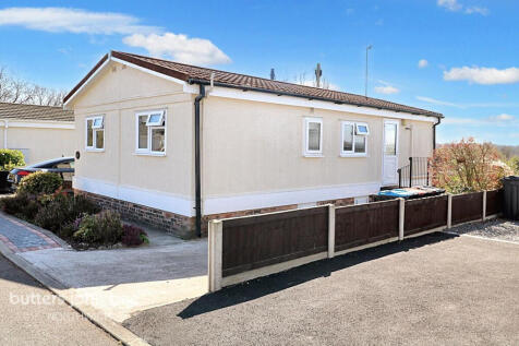 Warrington Road, Northwich 2 bed park home for sale