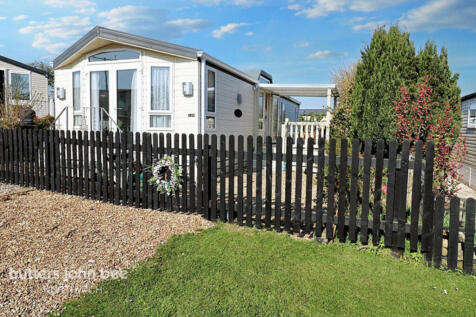Dalefords Lane, Northwich 2 bed park home for sale
