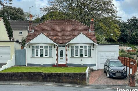 2 bedroom detached bungalow for sale