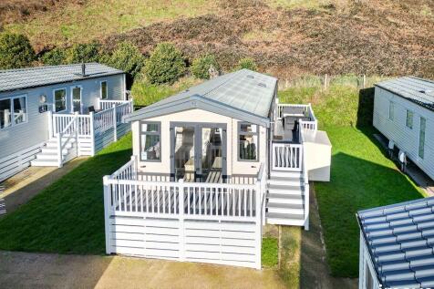 2 bedroom park home for sale