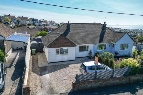 2 bedroom bungalow for sale