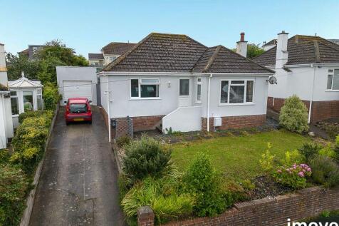 2 bedroom detached bungalow for sale