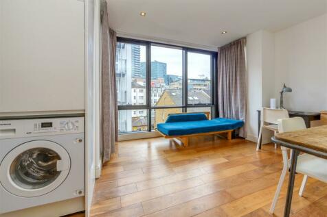 1 bedroom flat for sale