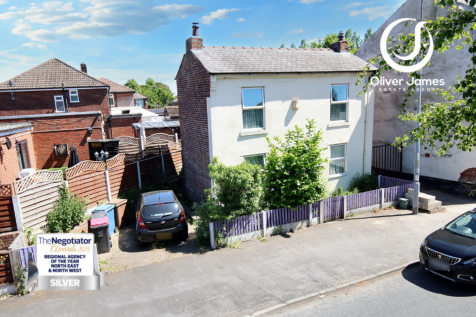 2 bedroom detached house for sale