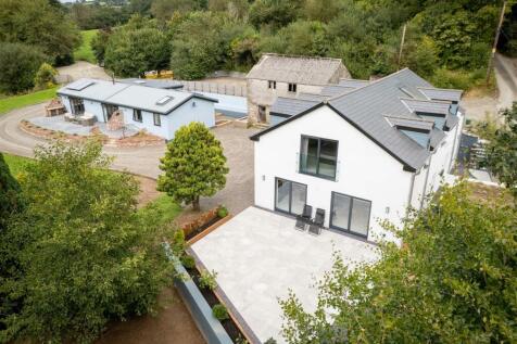 Landlooe Bridge, Liskeard PL14 6 bed detached house for sale