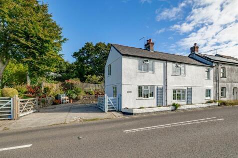 Looe PL13 3 bed end of terrace house for sale