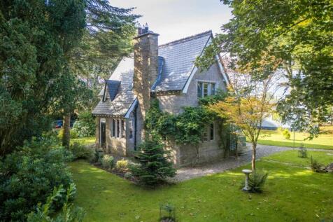 2 bedroom detached house for sale