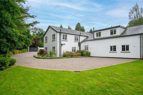 5 bedroom detached house for sale