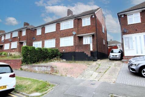 5 bedroom semi-detached house for sale