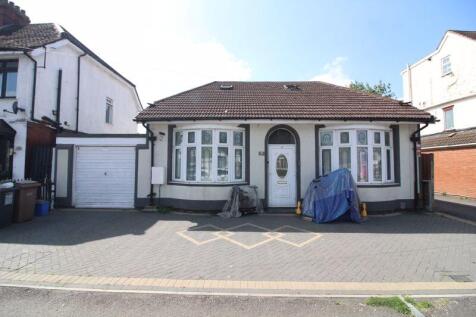 Arundel Road, Luton 6 bed bungalow for sale
