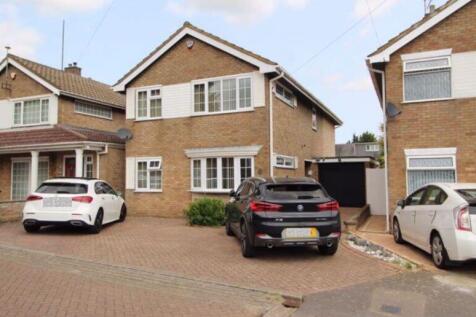 St. Josephs Close, Luton 4 bed detached house for sale