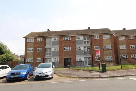 2 bedroom ground floor flat for sale