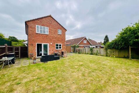 3 bedroom detached house for sale