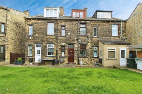 Terry Road, Bradford BD12 2 bed terraced house for sale
