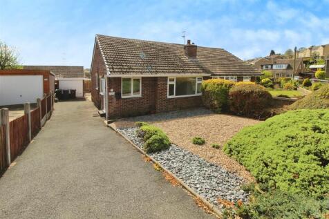 2 bedroom semi-detached bungalow for sale