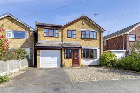 Hayden Lane, Hucknall NG15 5 bed detached house for sale