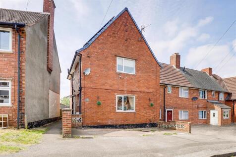 Cross Drive, Mansfield NG21 3 bed end of terrace house for sale