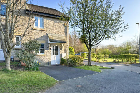 Langwood Gardens, Haslingden, Rossendale 2 bed end of terrace house for sale