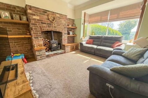 Bankside Lane, Bacup, Rossendale 4 bed semi