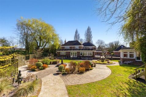Meadow House, Sherborne St John, RG24 5 bed detached house for sale
