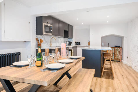 Upper St James's Street, Brighton, BN2 4 bed townhouse for sale