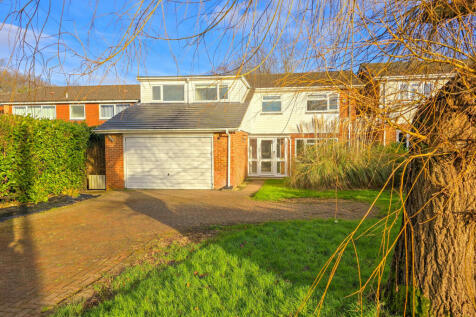 Chaldon Common Road, Caterham, CR3 4 bed detached house for sale