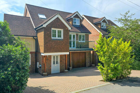 Harestone Hill, Caterham, CR3 4 bed detached house for sale