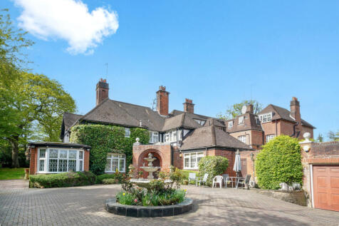 The Bishops Avenue, London, N2 5 bed detached house for sale