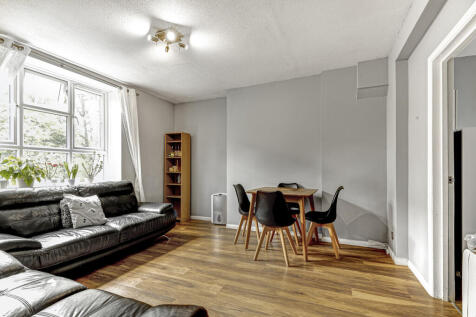 Rotherhithe Street, London, SE16 2 bed flat for sale