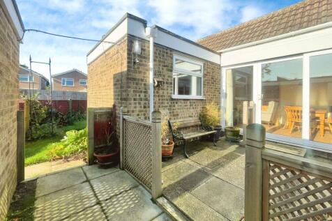 Tennyson Close, Woodbridge, Suffolk... 2 bed bungalow for sale