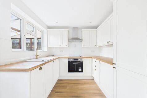 Heath Walk, Blaxhall, Woodbridge... 3 bed semi
