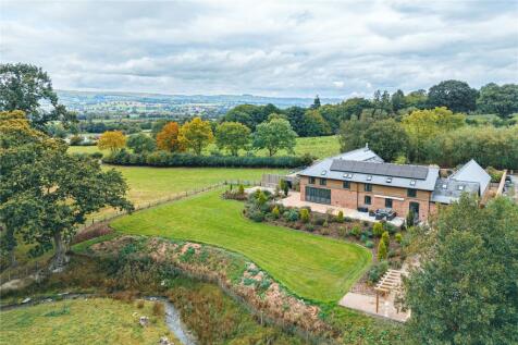 7 bedroom barn conversion for sale